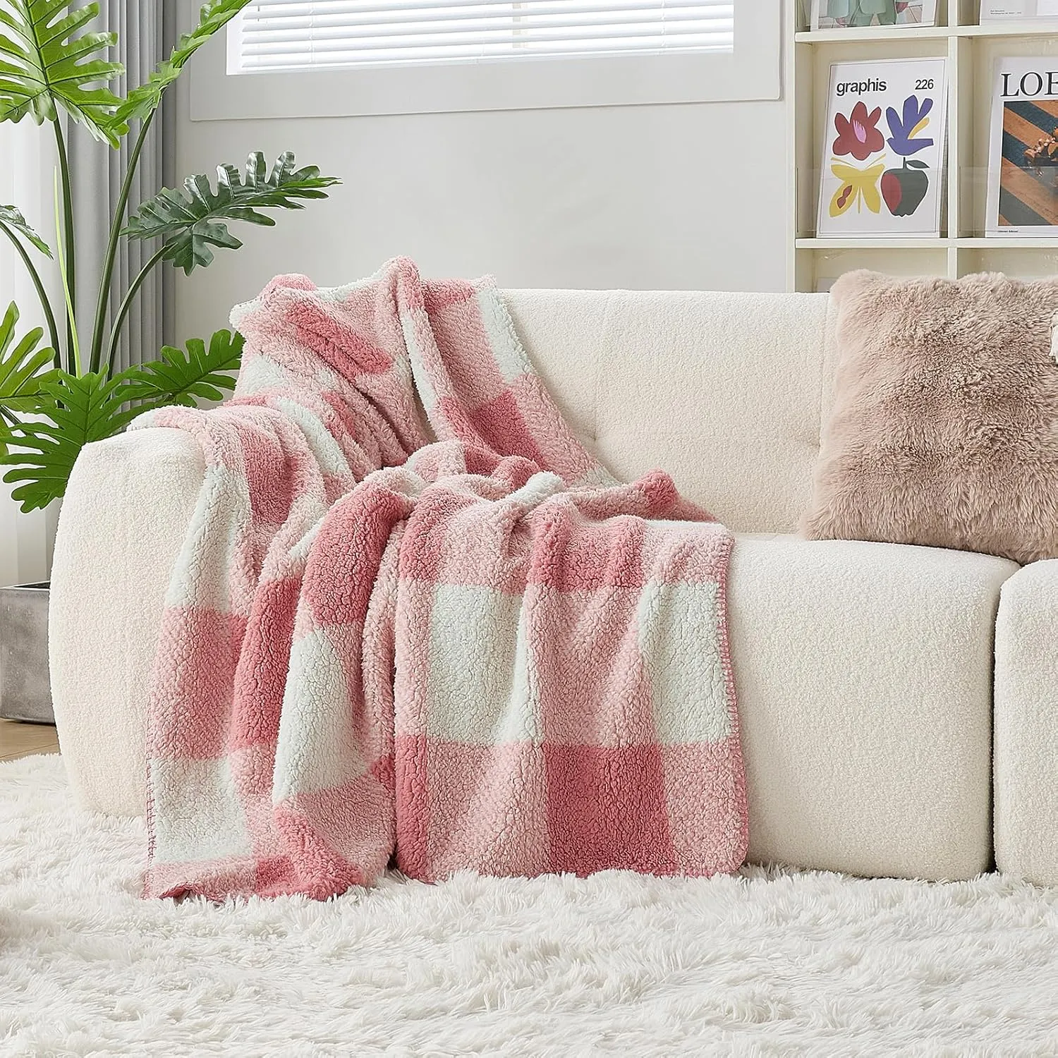 LURKA Checkered Sherpa & Polar Fleece Throw Blanket - 2-Sided Luxury Hypoallergenic Blankets for Couch, Bed, Pets (Powder Pink, Twin(60"x80"))