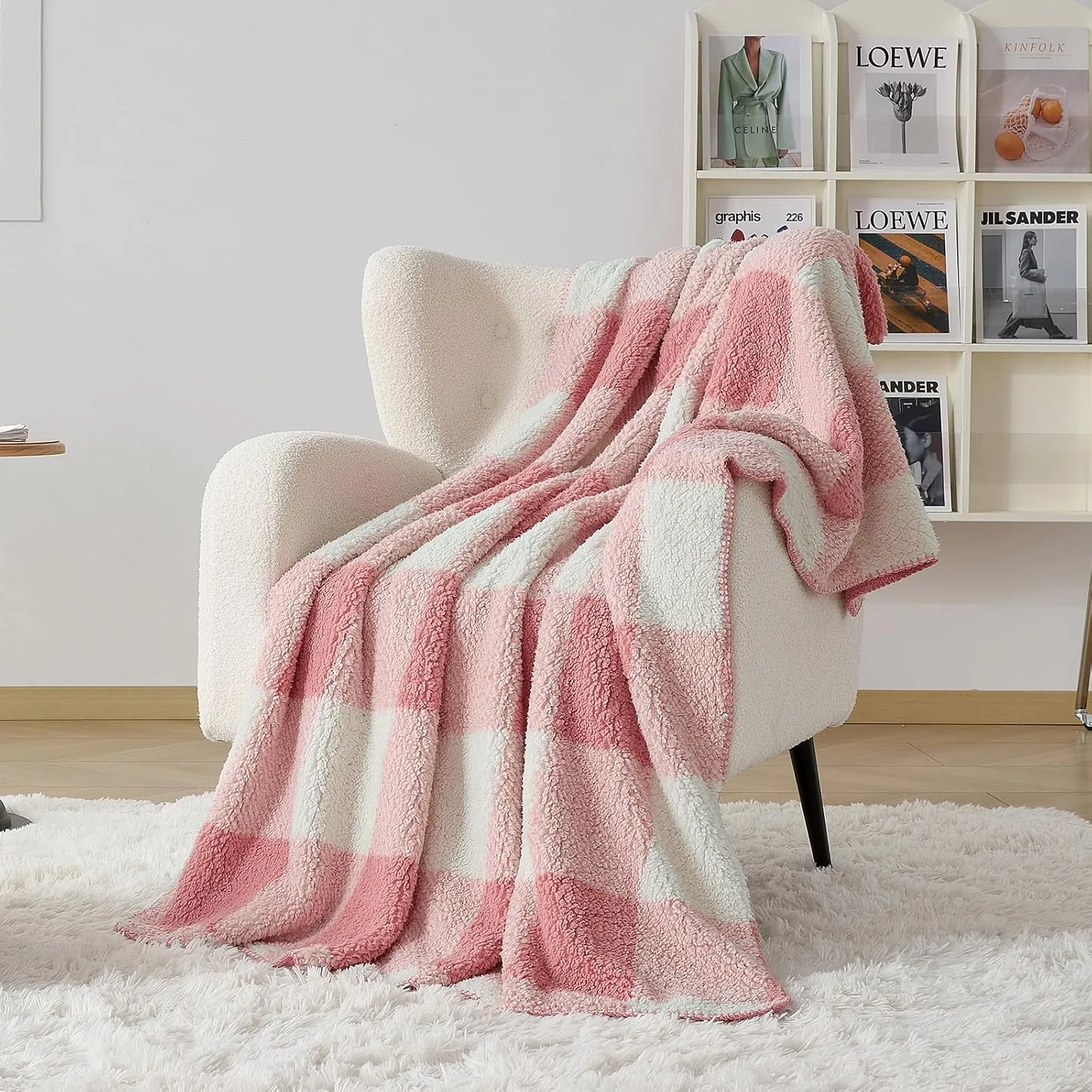 LURKA Checkered Sherpa & Polar Fleece Throw Blanket - 2-Sided Luxury Hypoallergenic Blankets for Couch, Bed, Pets (Powder Pink, Twin(60"x80"))
