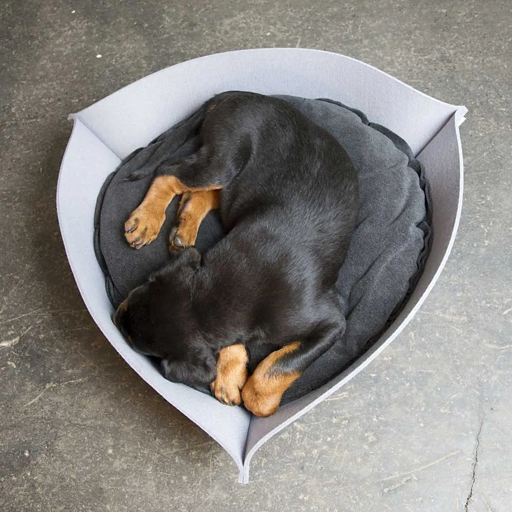 Luxury Nook Felt Cat Bed